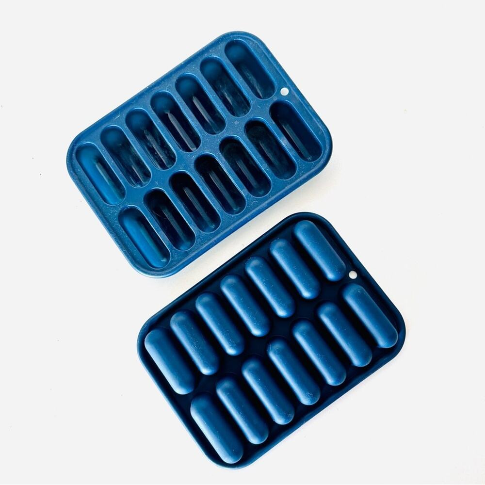 ANTROPOLOGIE Dark Navy Blue Slim Water Bottle Silicone Ice Cube Tray Maker